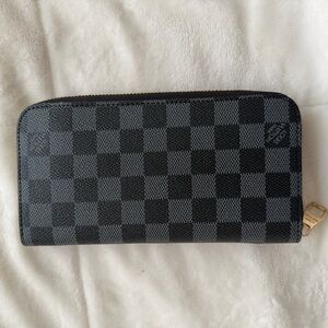 Louis Vuitton Black and Gray Checkered Wallet